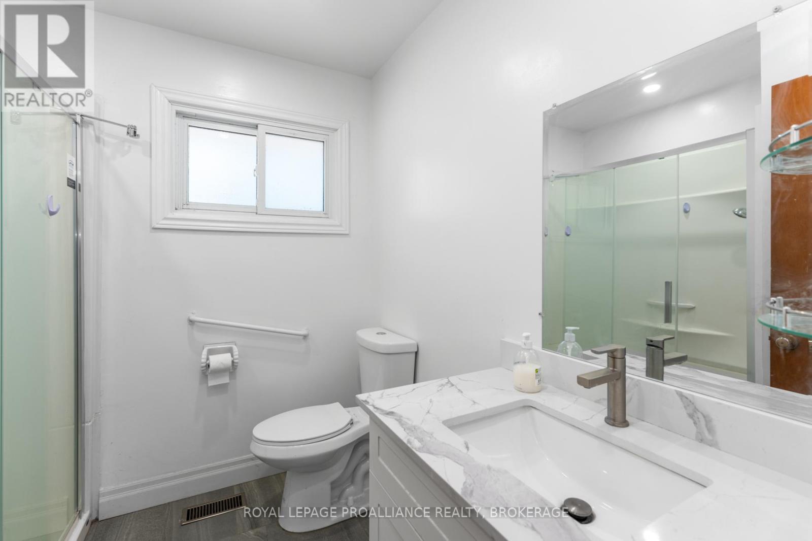 5 Armour Crescent, Quinte West, Ontario  K8V 2V9 - Photo 16 - X12627318