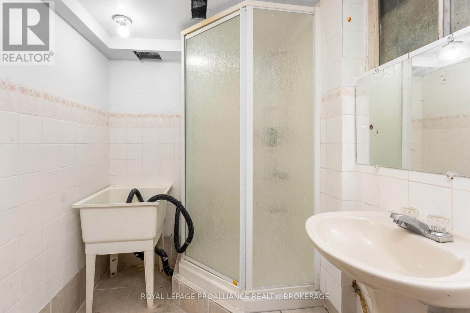 5 Armour Crescent, Quinte West, Ontario  K8V 2V9 - Photo 23 - X12627318