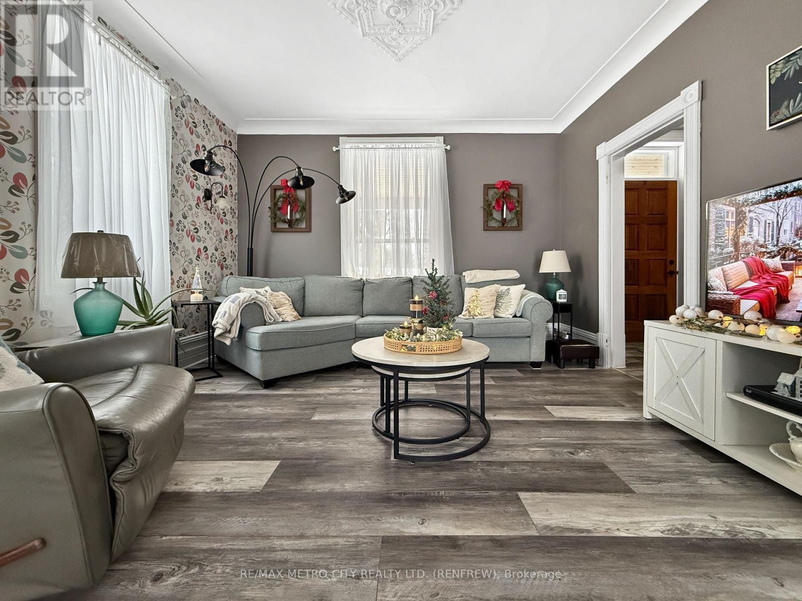 1380 Highway 132 Highway, Admaston/bromley, Ontario  K7V 3Z5 - Photo 4 - X12627270