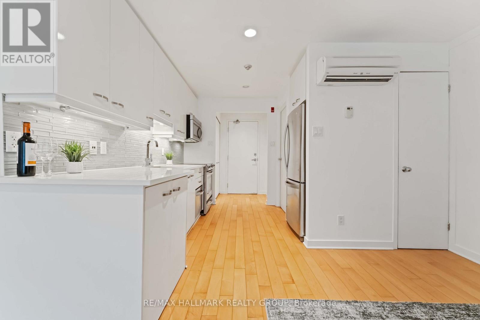 15 - 202 St. Patrick Street, Ottawa, Ontario K1N 5K3 - Photo 5 - X12627292