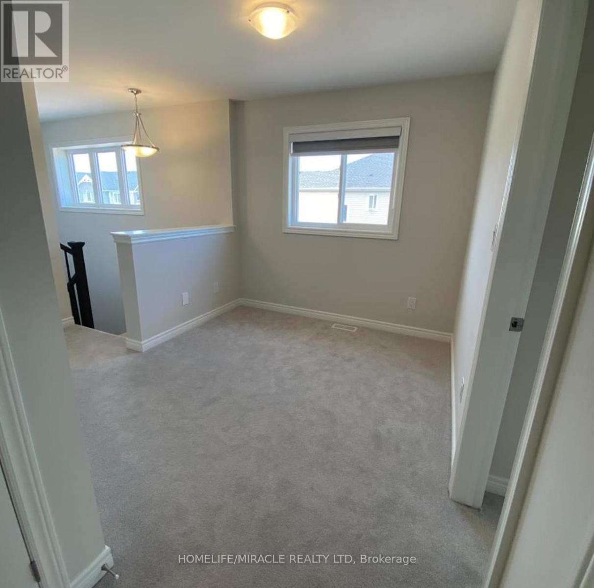 57 Sycamore Street, Welland, Ontario  L3C 0H8 - Photo 10 - X12627138