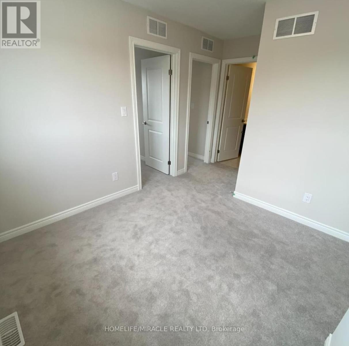 57 Sycamore Street, Welland, Ontario  L3C 0H8 - Photo 18 - X12627138