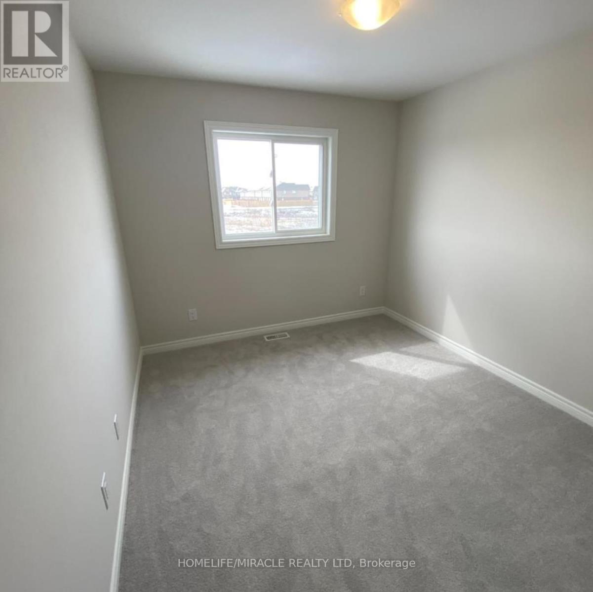 57 Sycamore Street, Welland, Ontario  L3C 0H8 - Photo 25 - X12627138