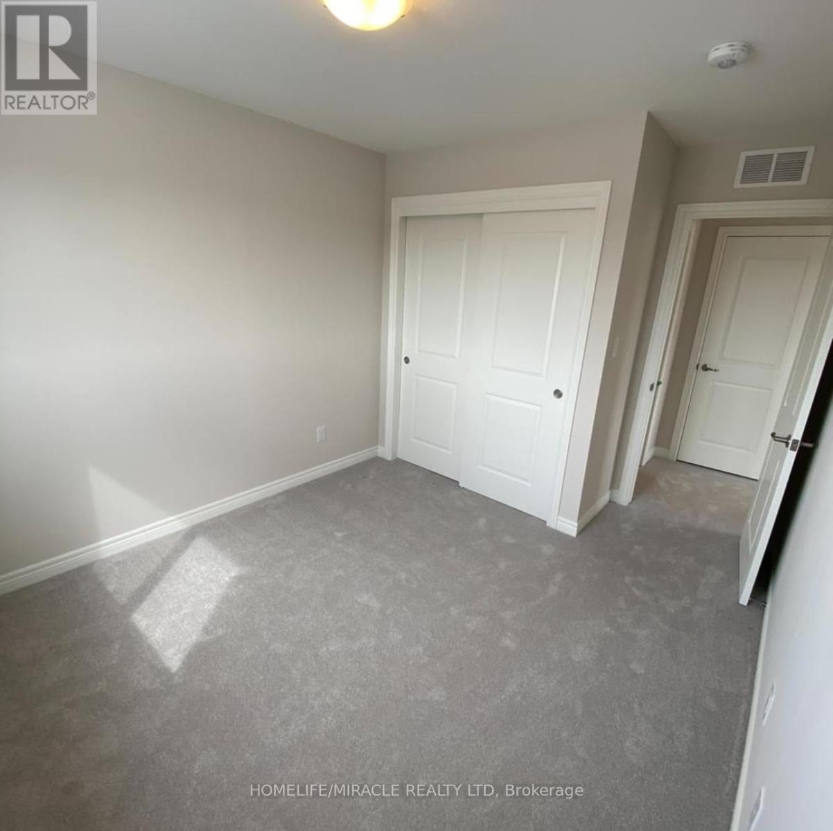 57 Sycamore Street, Welland, Ontario  L3C 0H8 - Photo 26 - X12627138