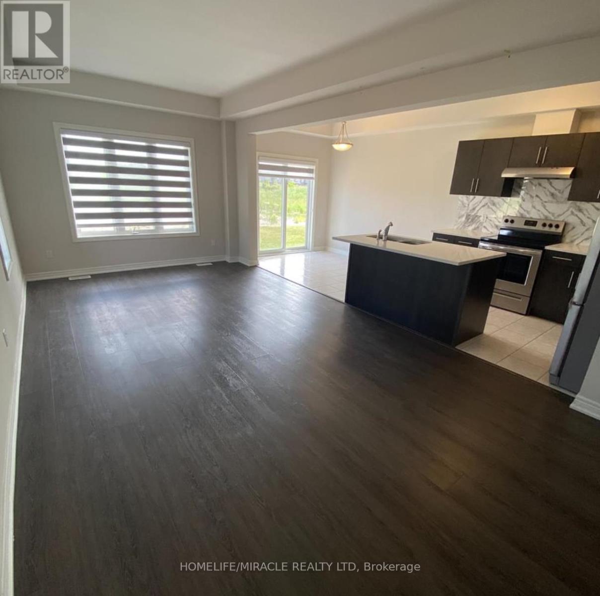 57 Sycamore Street, Welland, Ontario  L3C 0H8 - Photo 6 - X12627138