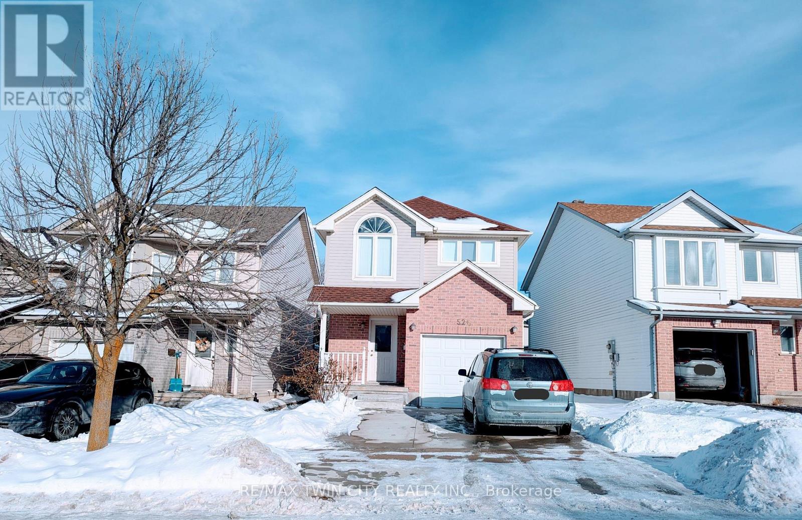 520 CHABLIS DRIVE, Waterloo, Ontario