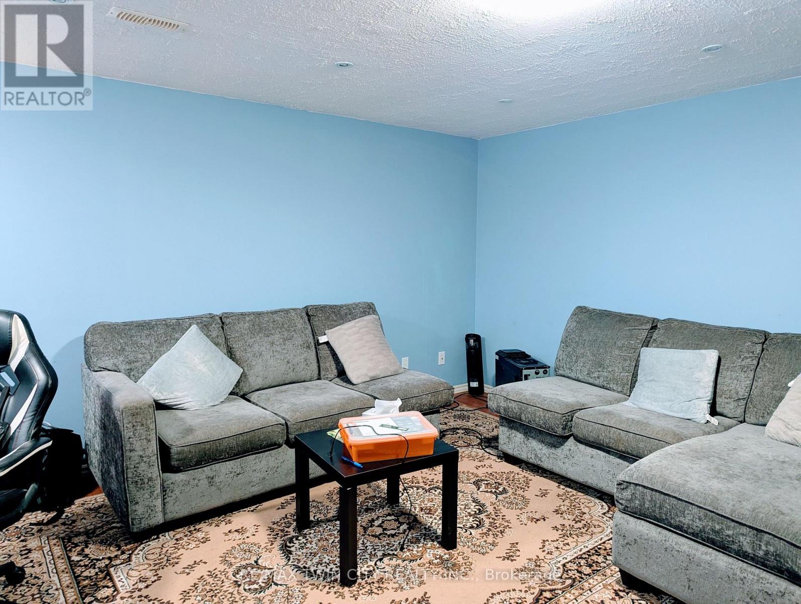 520 Chablis Drive, Waterloo, Ontario  N2T 2X9 - Photo 13 - X12627206