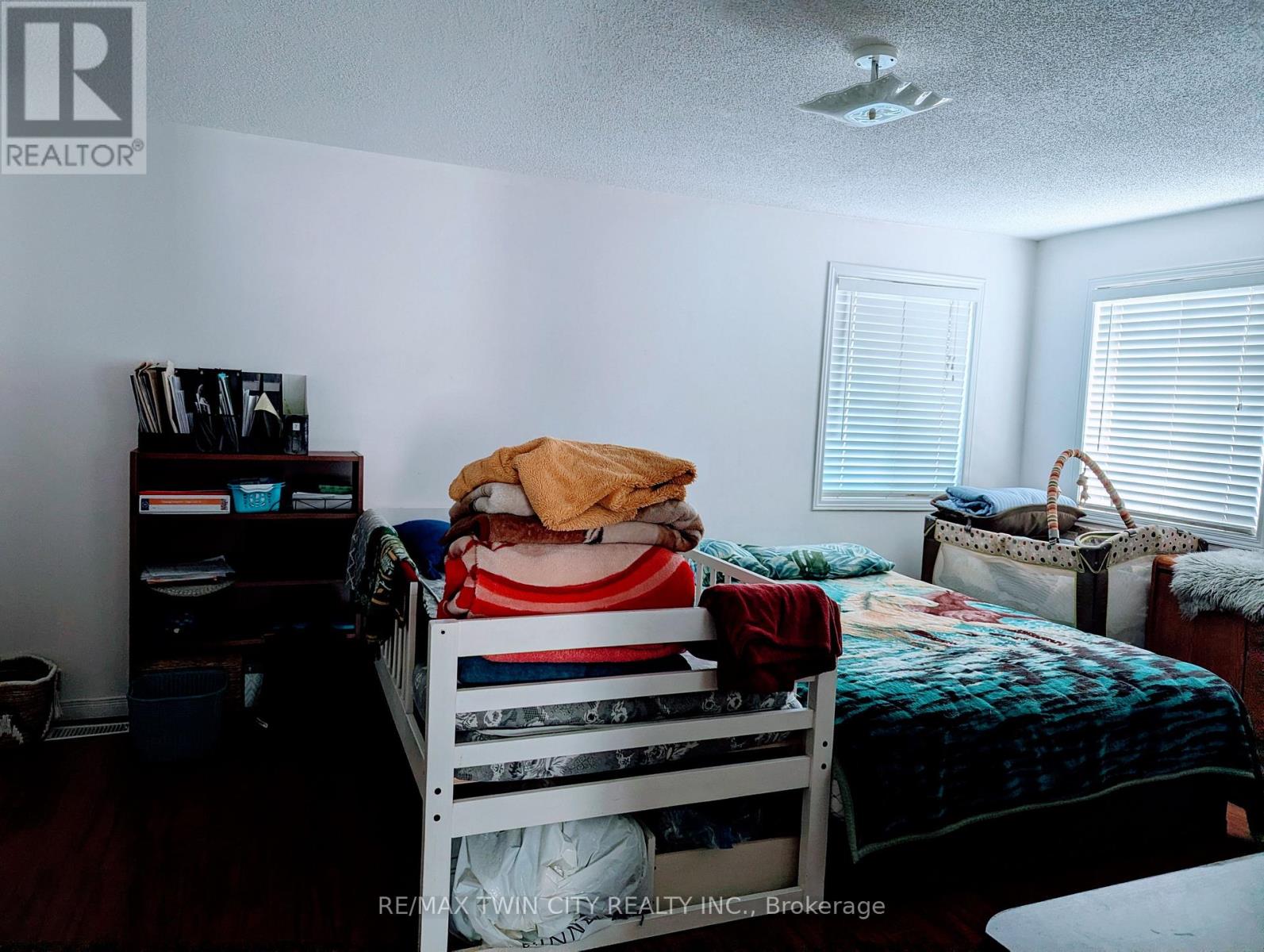 520 Chablis Drive, Waterloo, Ontario  N2T 2X9 - Photo 17 - X12627206