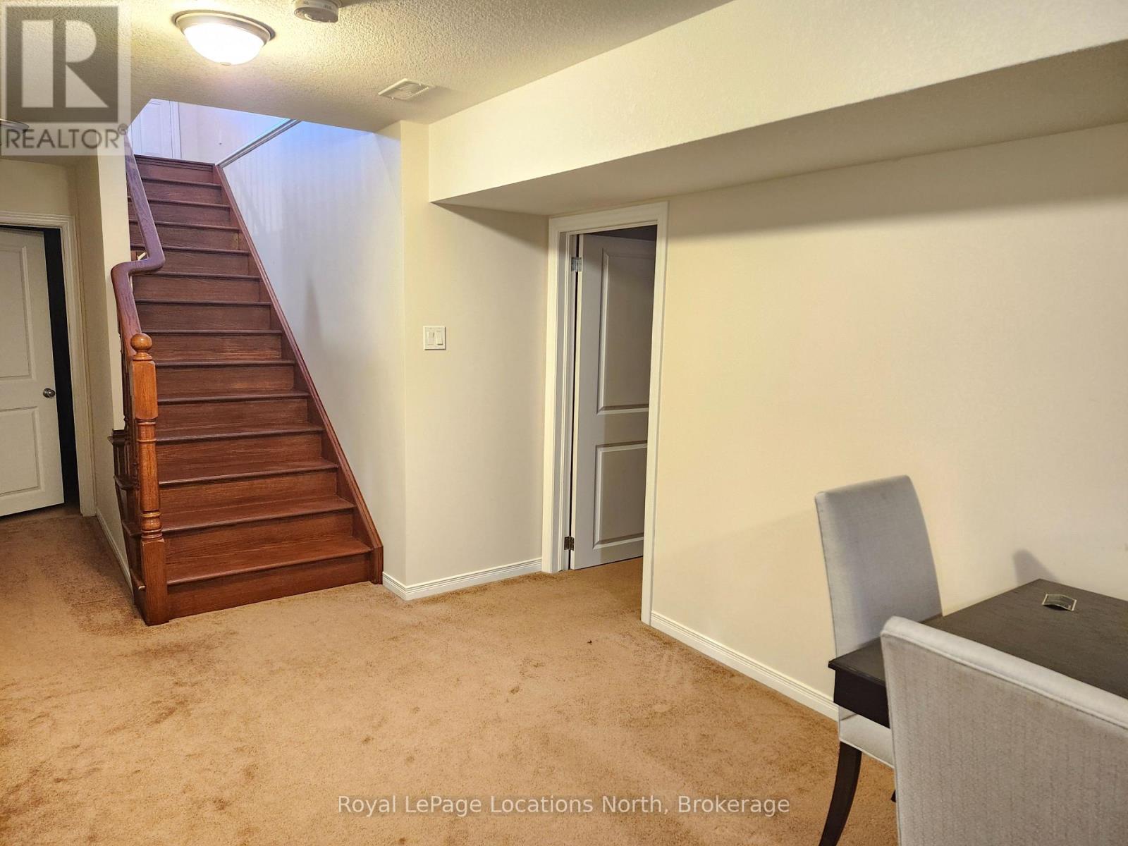 Entire Home - 27 Portland Street, Collingwood, Ontario  L9Y 0W9 - Photo 22 - S12593002