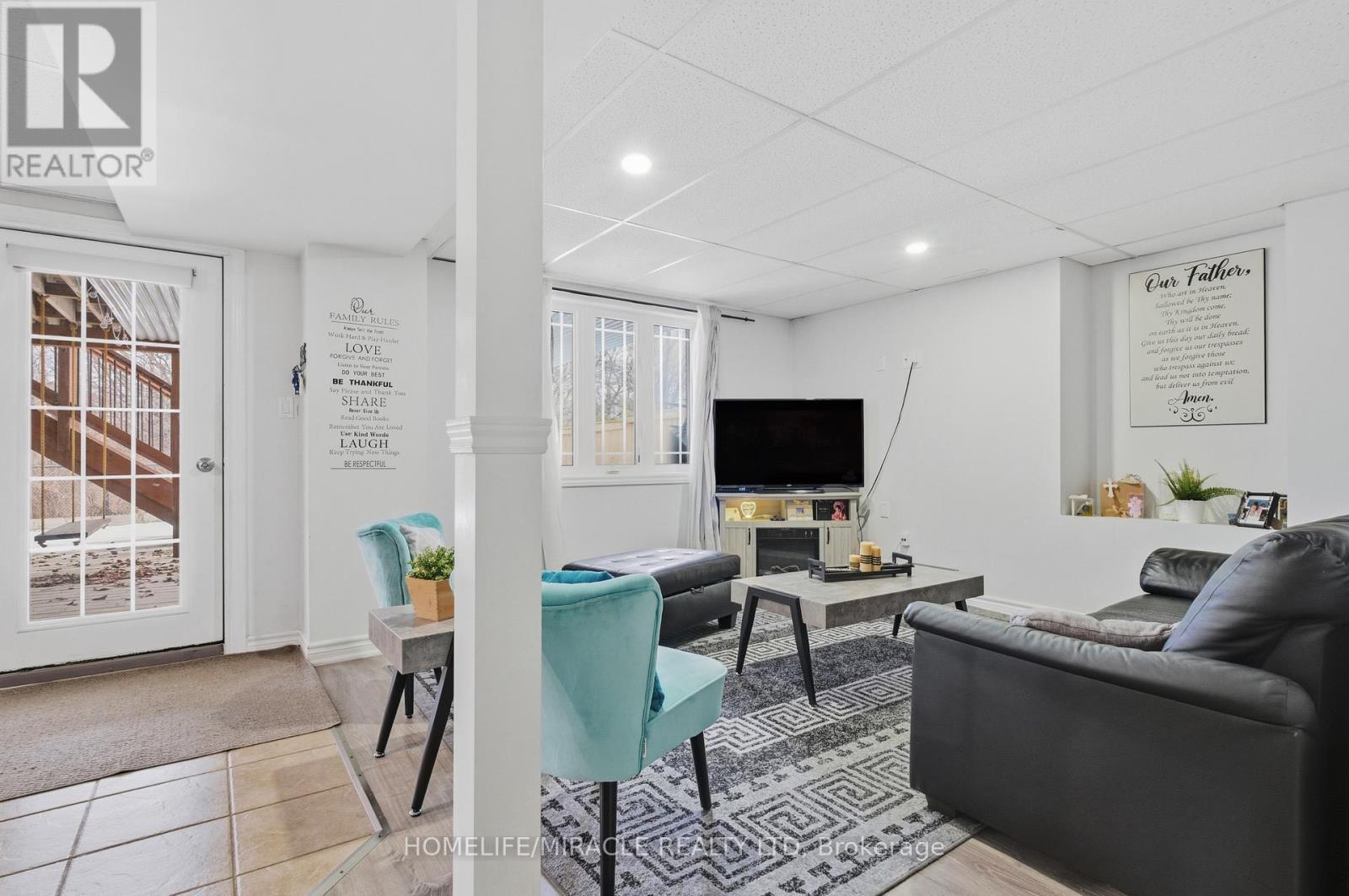 71 Skyvalley Drive, Brampton (Brampton East), Ontario  L6P 3B7 - Photo 32 - W12627194