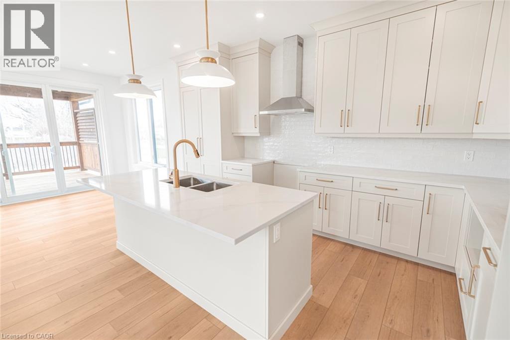 4364 Victoria Avenue, Vineland, Ontario  L0R 2E0 - Photo 3 - 40793070