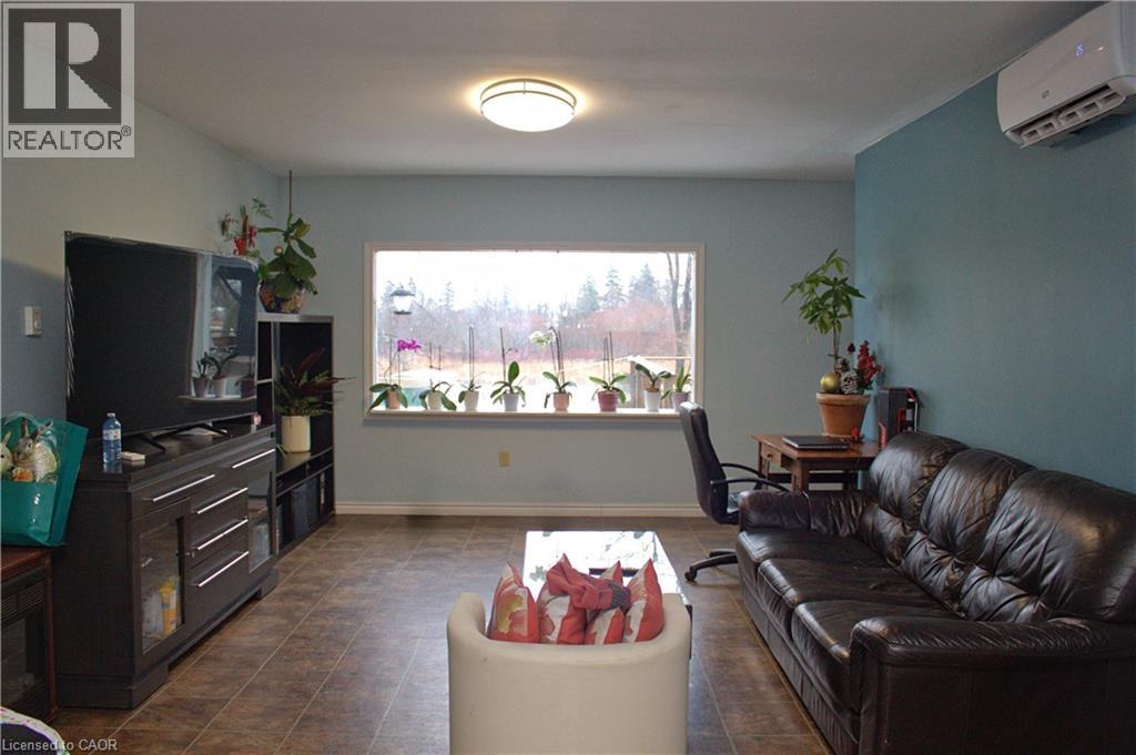 31 Nanticoke Valley Road, Norfolk, Ontario  N0A 1L0 - Photo 5 - 40792917