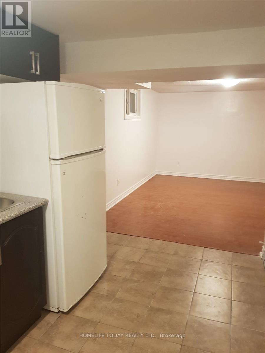 Bsmt - 1616 Mcbrady Crescent, Pickering, Ontario  L1X 2B6 - Photo 6 - E12497478