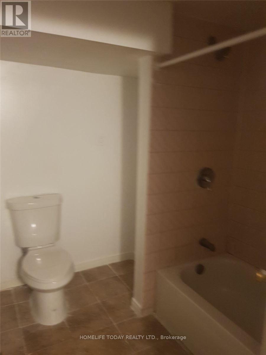 Bsmt - 1616 Mcbrady Crescent, Pickering, Ontario  L1X 2B6 - Photo 9 - E12497478