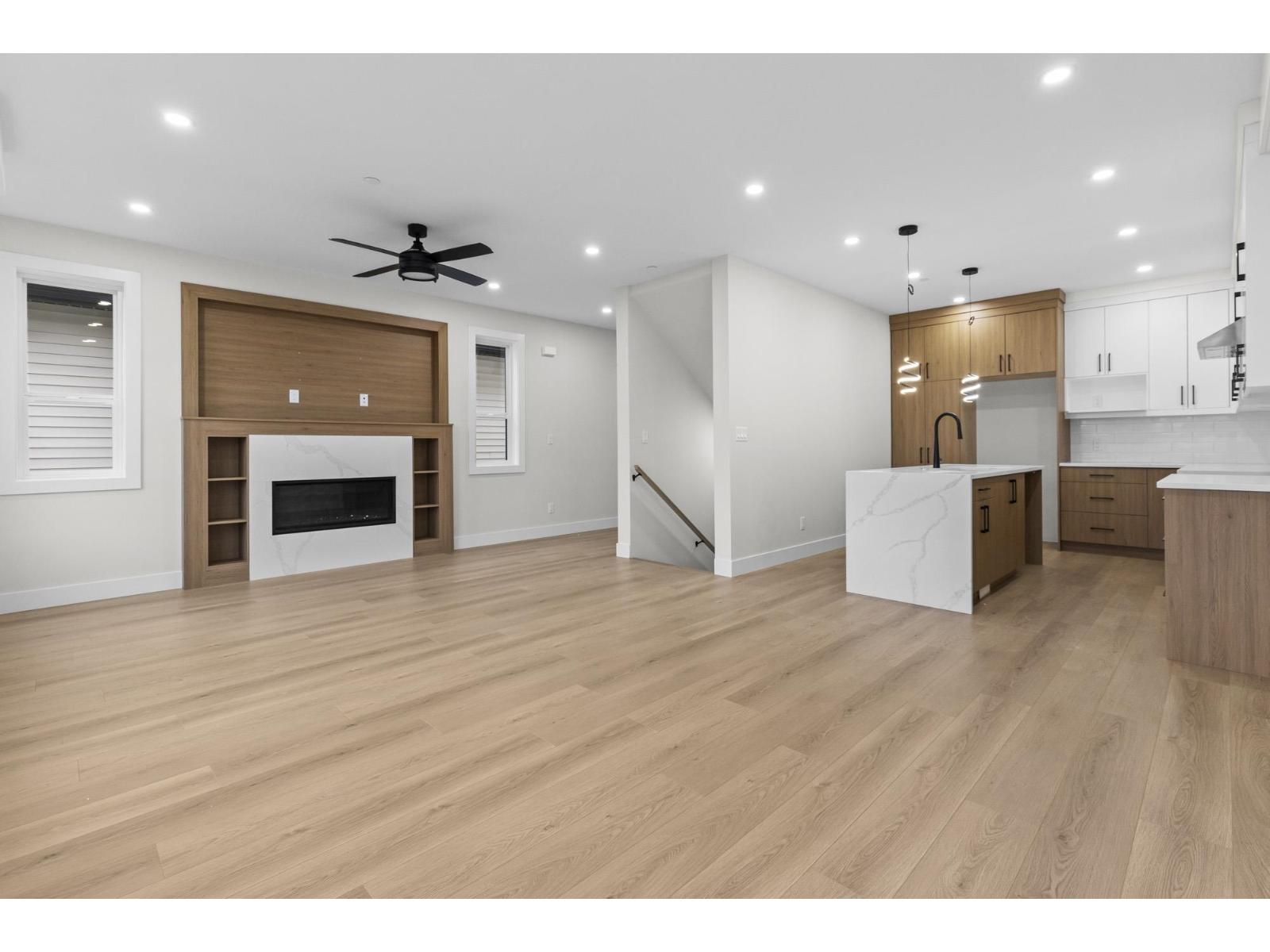 8588 Dunbar Way, Mission, British Columbia  V4S 0A7 - Photo 7 - R3073249