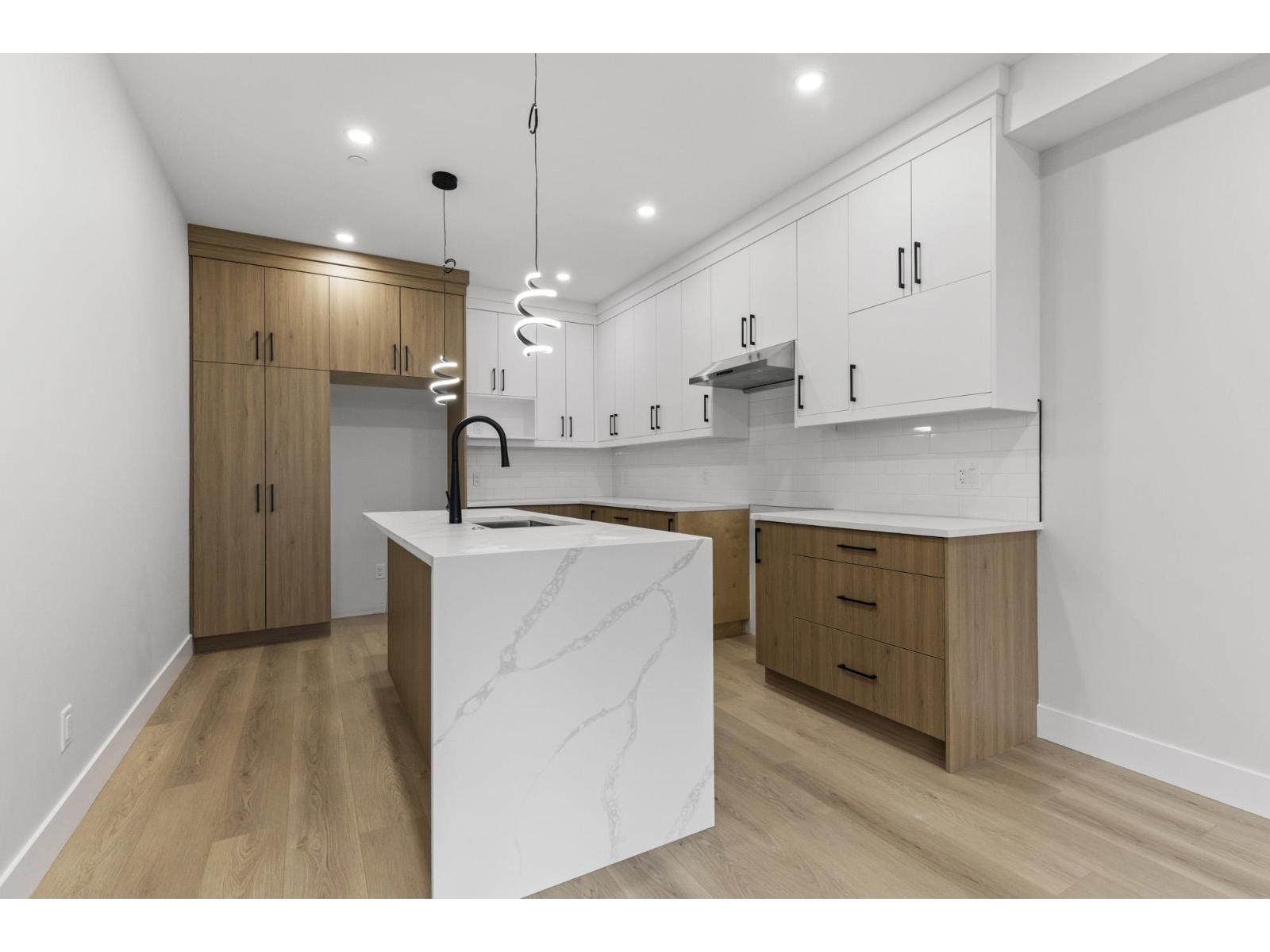 8588 Dunbar Way, Mission, British Columbia  V4S 0A7 - Photo 12 - R3073249