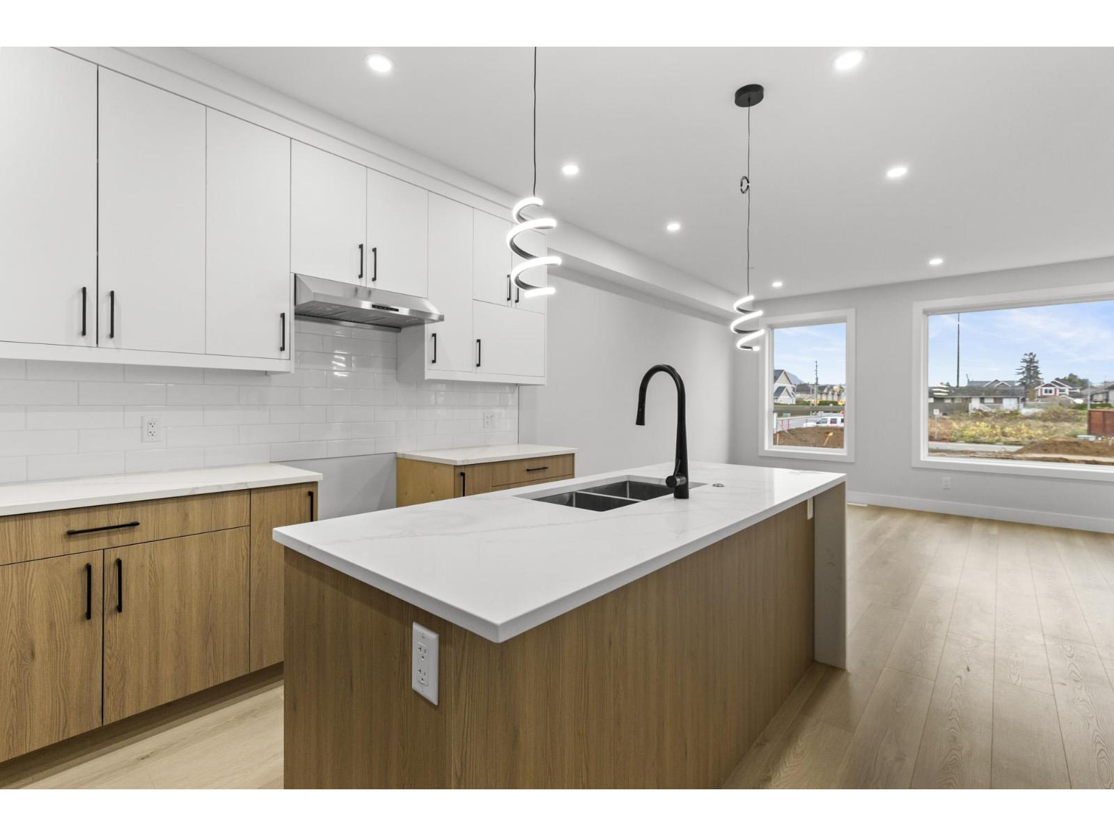 8588 Dunbar Way, Mission, British Columbia  V4S 0A7 - Photo 15 - R3073249