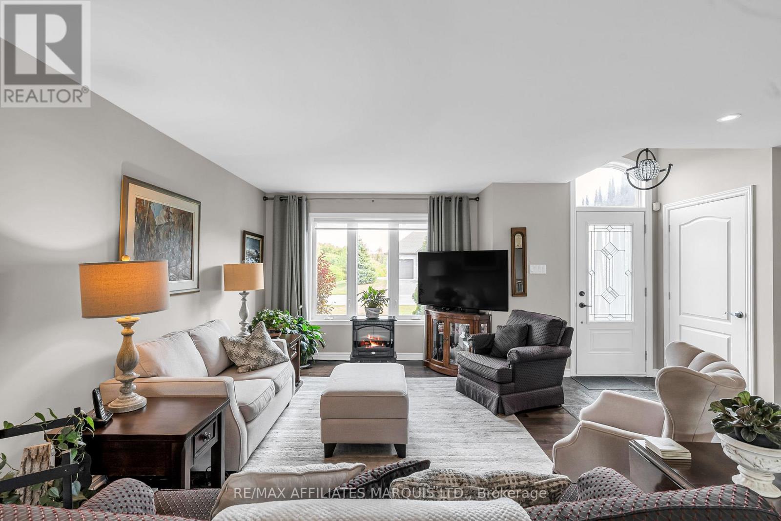 6708 Yacht Boulevard, Cornwall, Ontario  K6H 7N6 - Photo 7 - X12373335