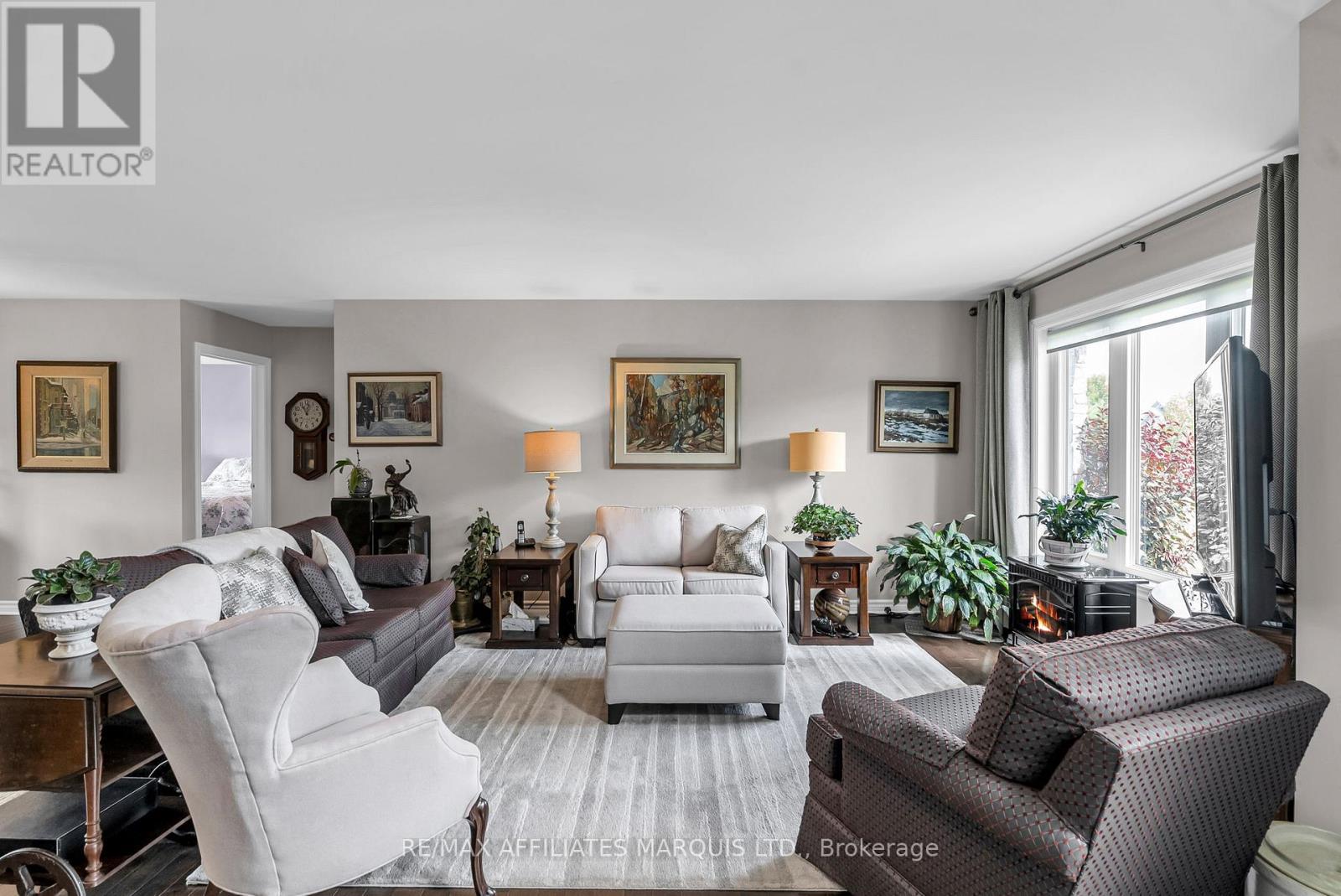 6708 Yacht Boulevard, Cornwall, Ontario  K6H 7N6 - Photo 8 - X12373335