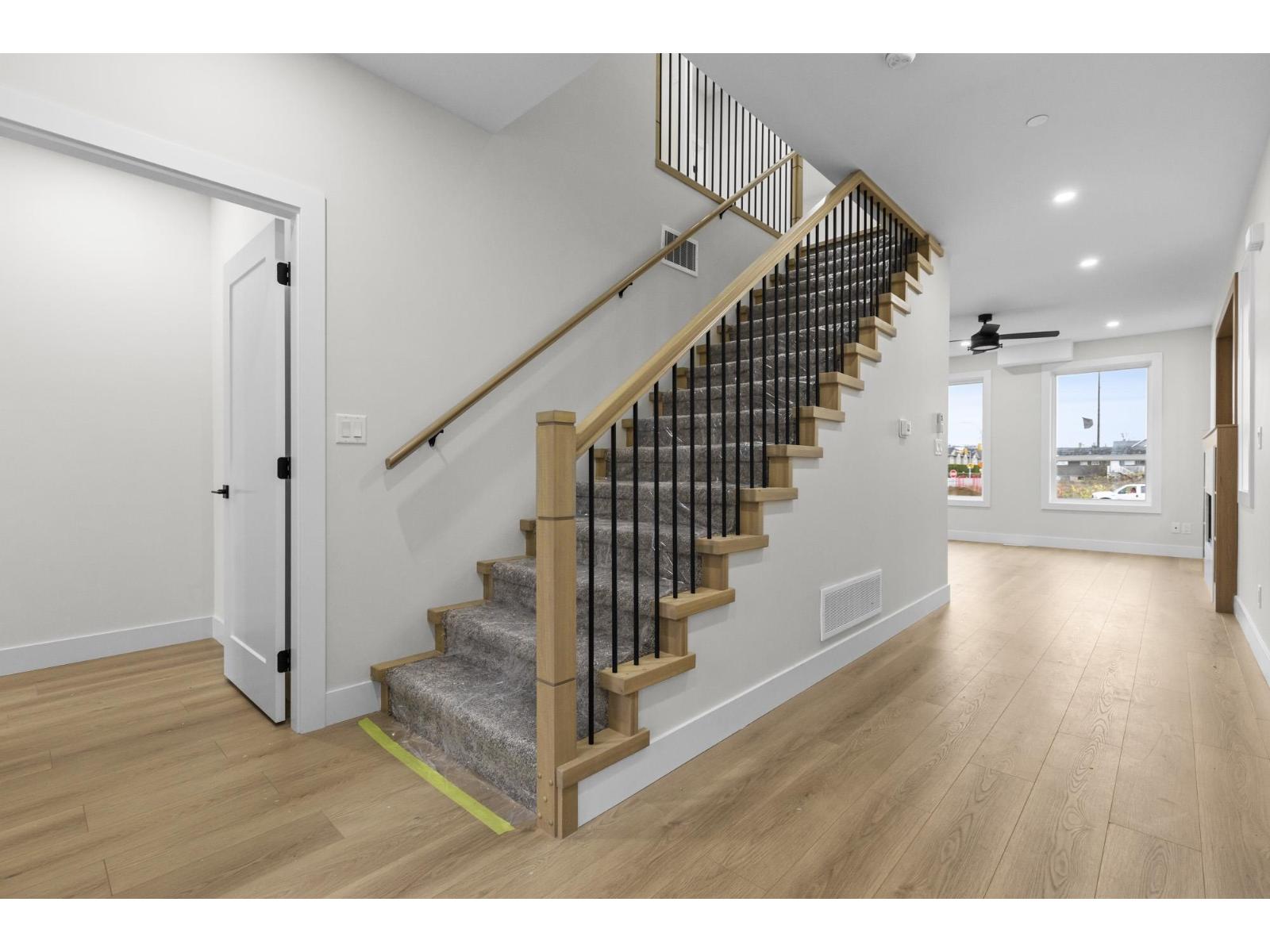 8588 Dunbar Way, Mission, British Columbia  V4S 0A7 - Photo 22 - R3073249