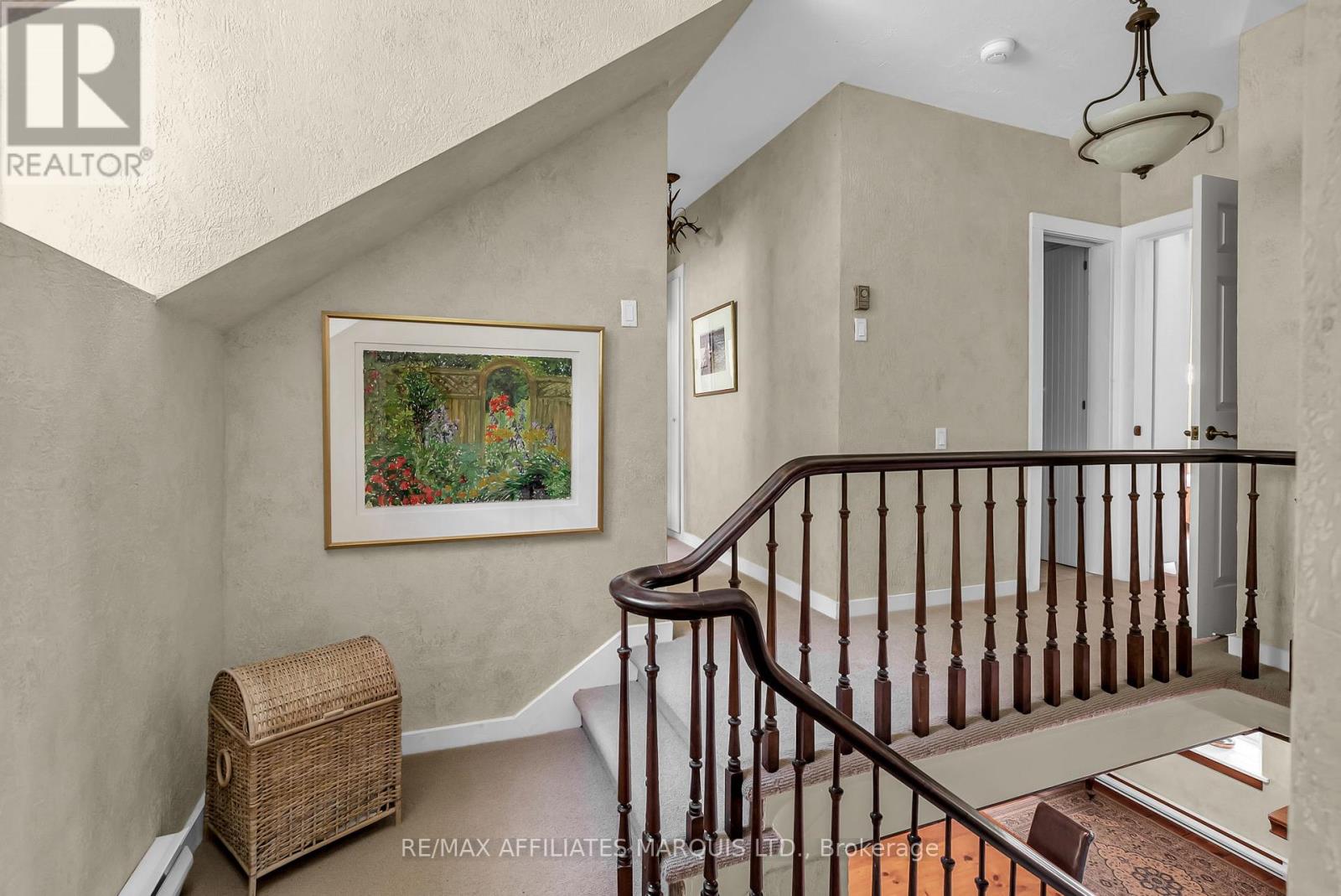 20824 South Service Road, South Glengarry, Ontario  K0C 1N0 - Photo 23 - X12250510