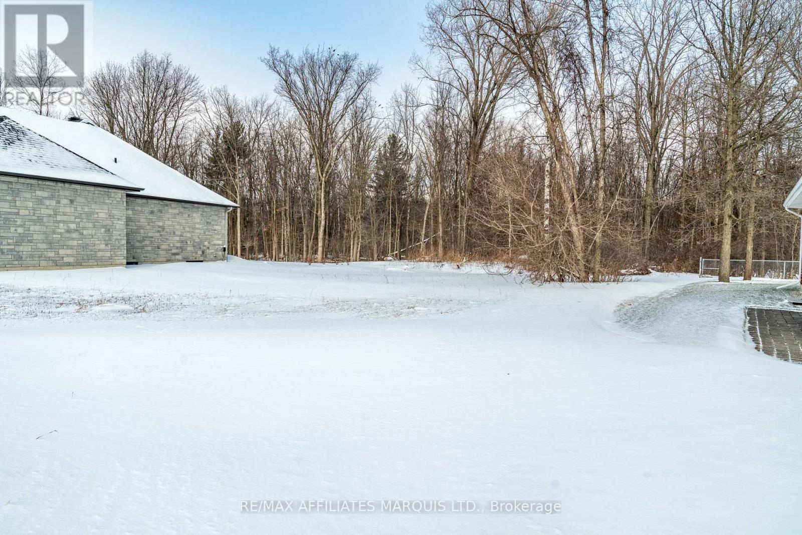 1265 Riverdale Avenue, Cornwall, Ontario K6J 0B7 - Photo 8 - X12527990