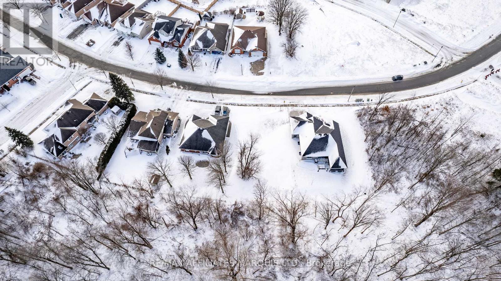 1265 Riverdale Avenue, Cornwall, Ontario K6J 0B7 - Photo 4 - X12527990