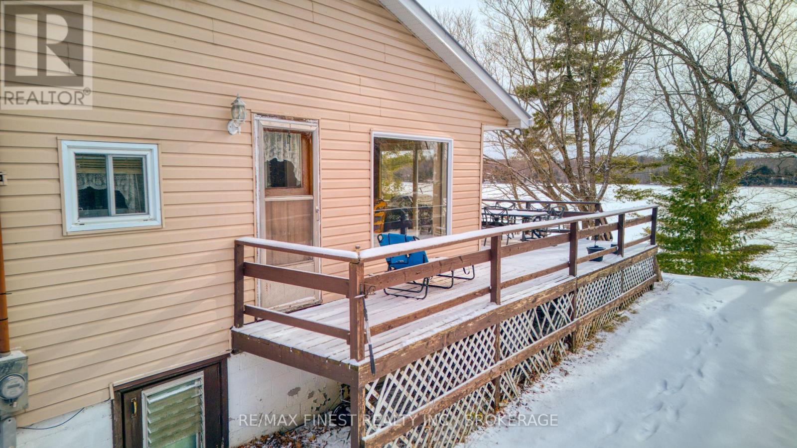 1182 Clement Road, Frontenac, Ontario  K0H 2P0 - Photo 2 - X12610694