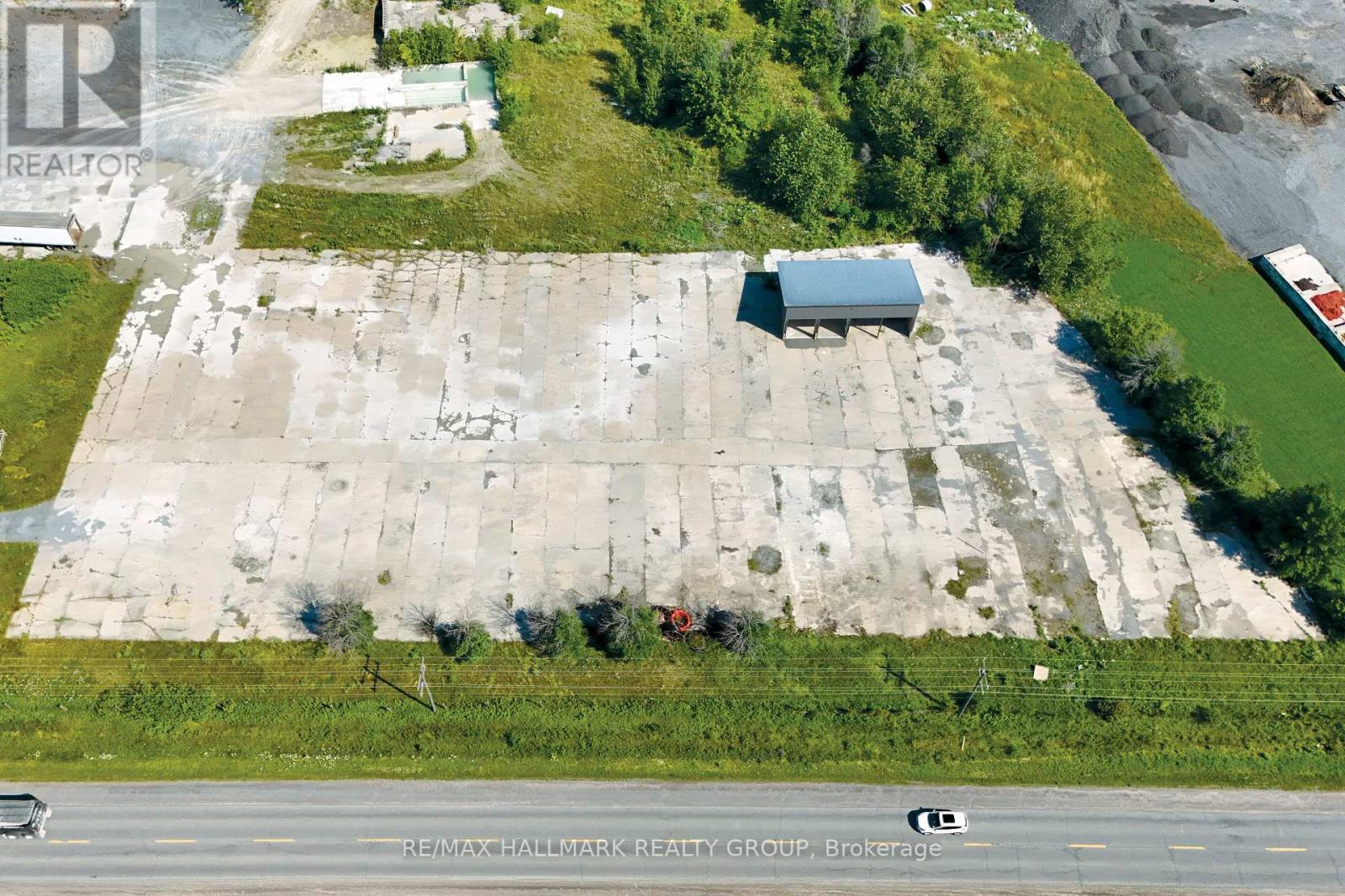 482 Russett Drive, Mcnab/braeside, Ontario K7S 3G8 - Photo 6 - X12298066