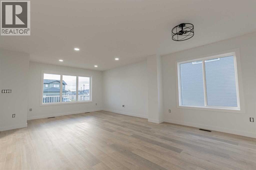 8562 72 Avenue, Grande Prairie, Alberta T8X 0N9 - Photo 3 - A2260756