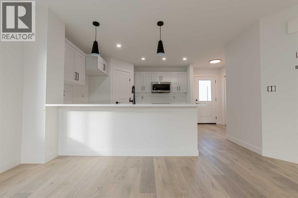 8562 72 Avenue, Grande Prairie, Alberta T8X 0N9 - Photo 4 - A2260756