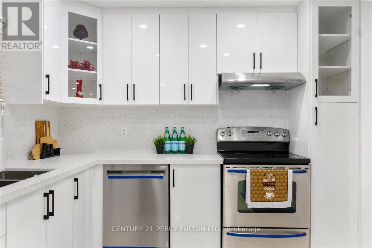 99 Palmdale Drive, Toronto, Ontario  M1T 1P2 - Photo 10 - E12586004