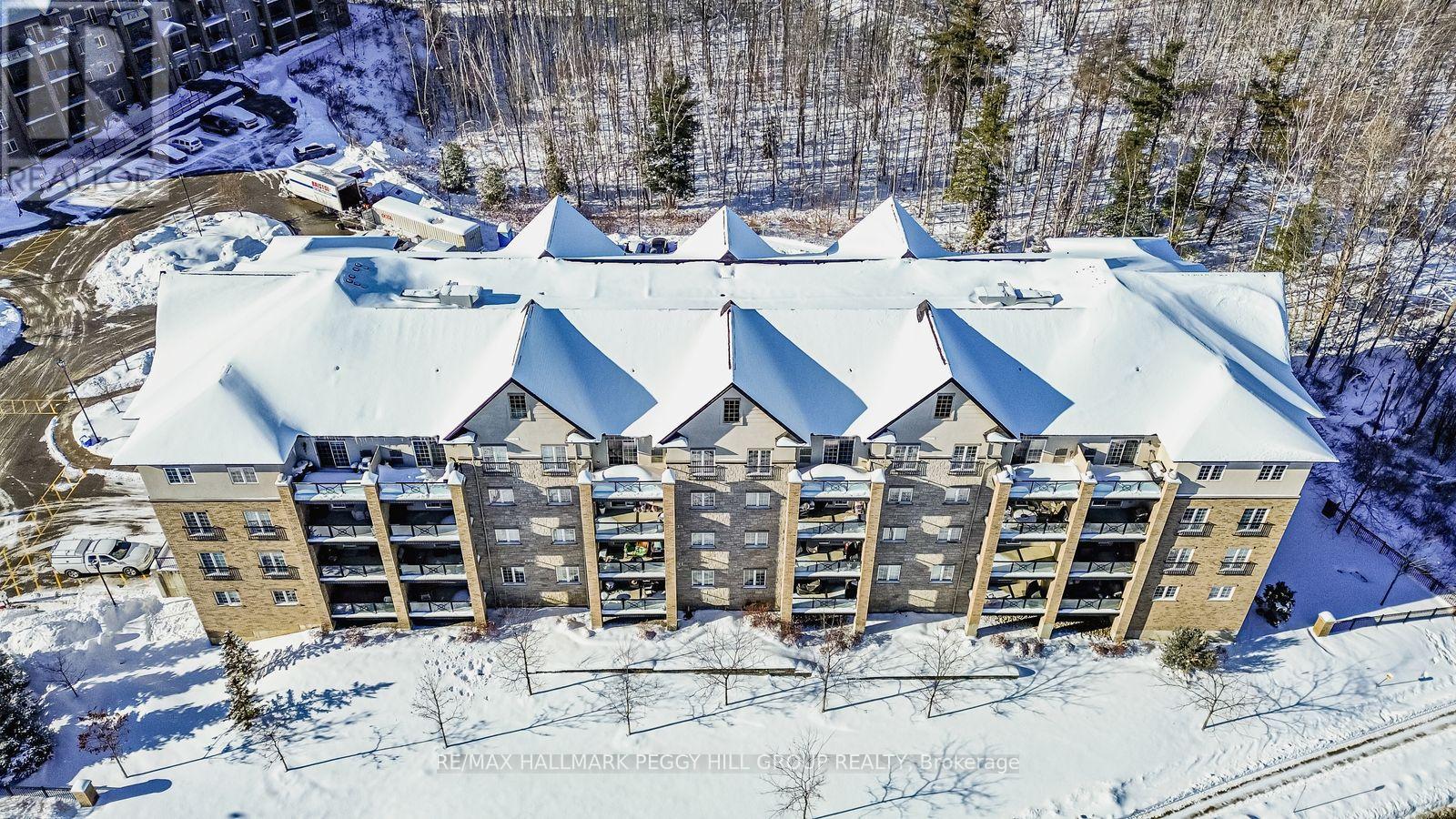 402 - 40 FERNDALE DRIVE S, Barrie, Ontario