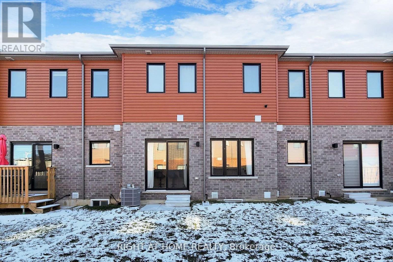 98 Fairlane Avenue, Barrie, Ontario  L9J 0M5 - Photo 27 - S12616720