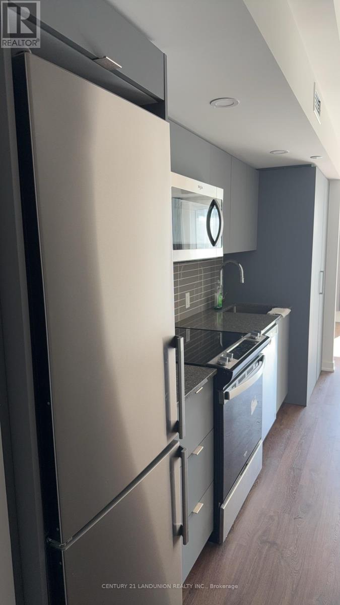 207 - 500 Wilson Avenue, Toronto, Ontario  M3H 0E5 - Photo 3 - C12627258