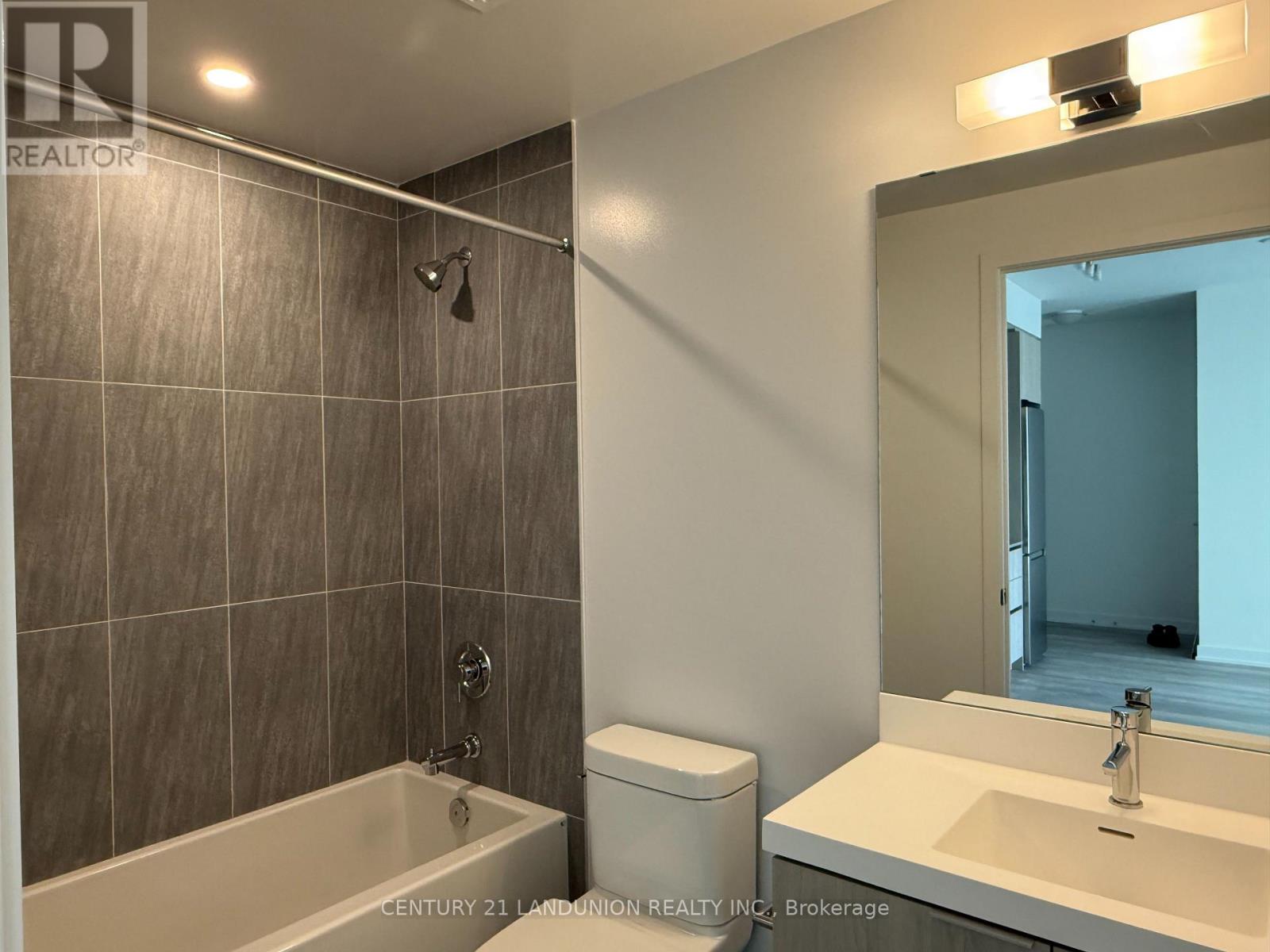 722 - 5858 Yonge Street, Toronto, Ontario  M2M 3T3 - Photo 8 - C12627264