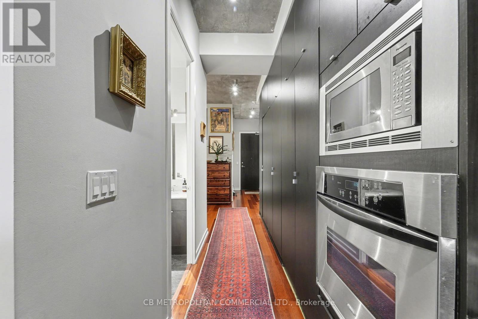 908 - 23 Brant Street, Toronto, Ontario  M5V 2L5 - Photo 15 - C12627296