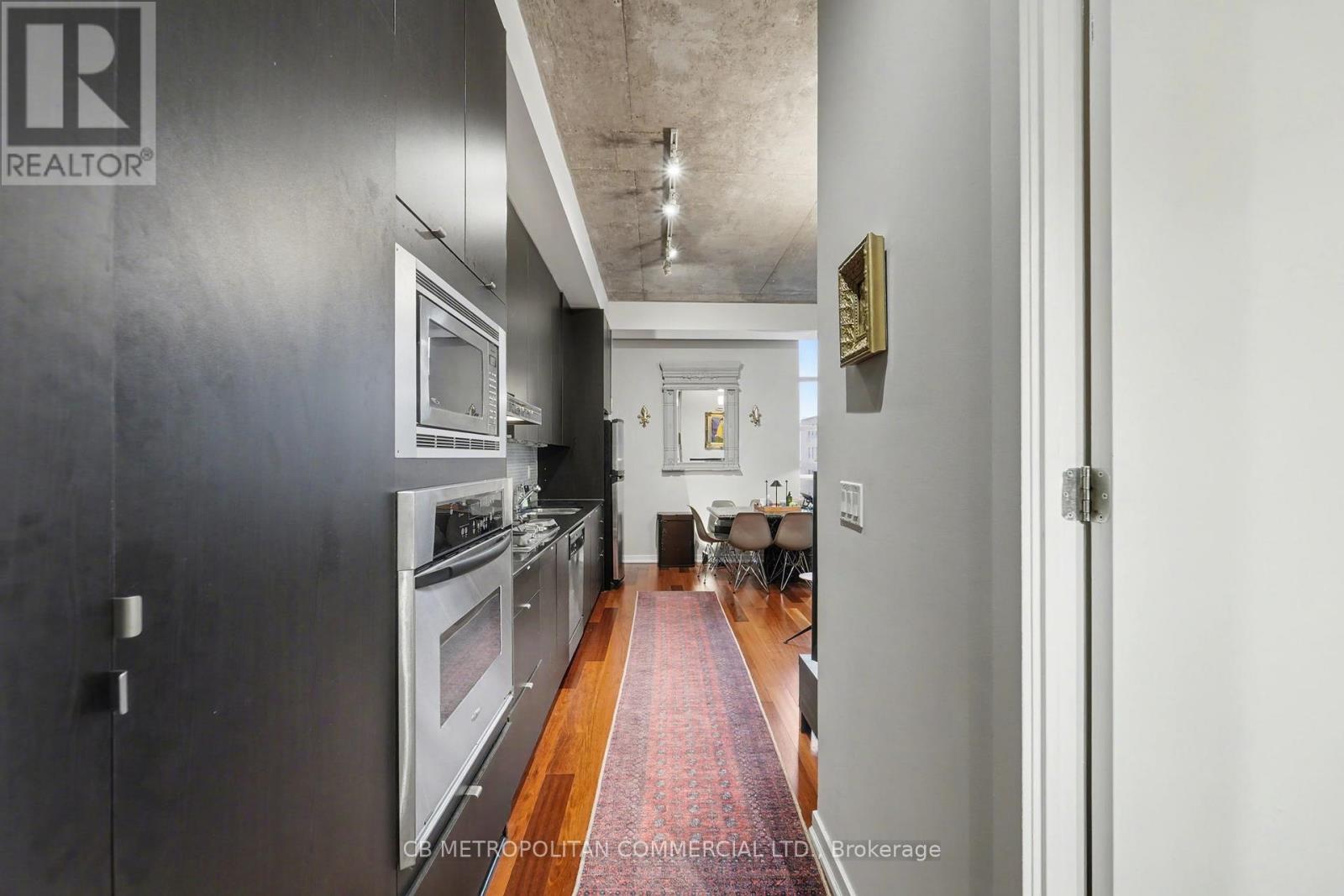 908 - 23 Brant Street, Toronto, Ontario  M5V 2L5 - Photo 17 - C12627296