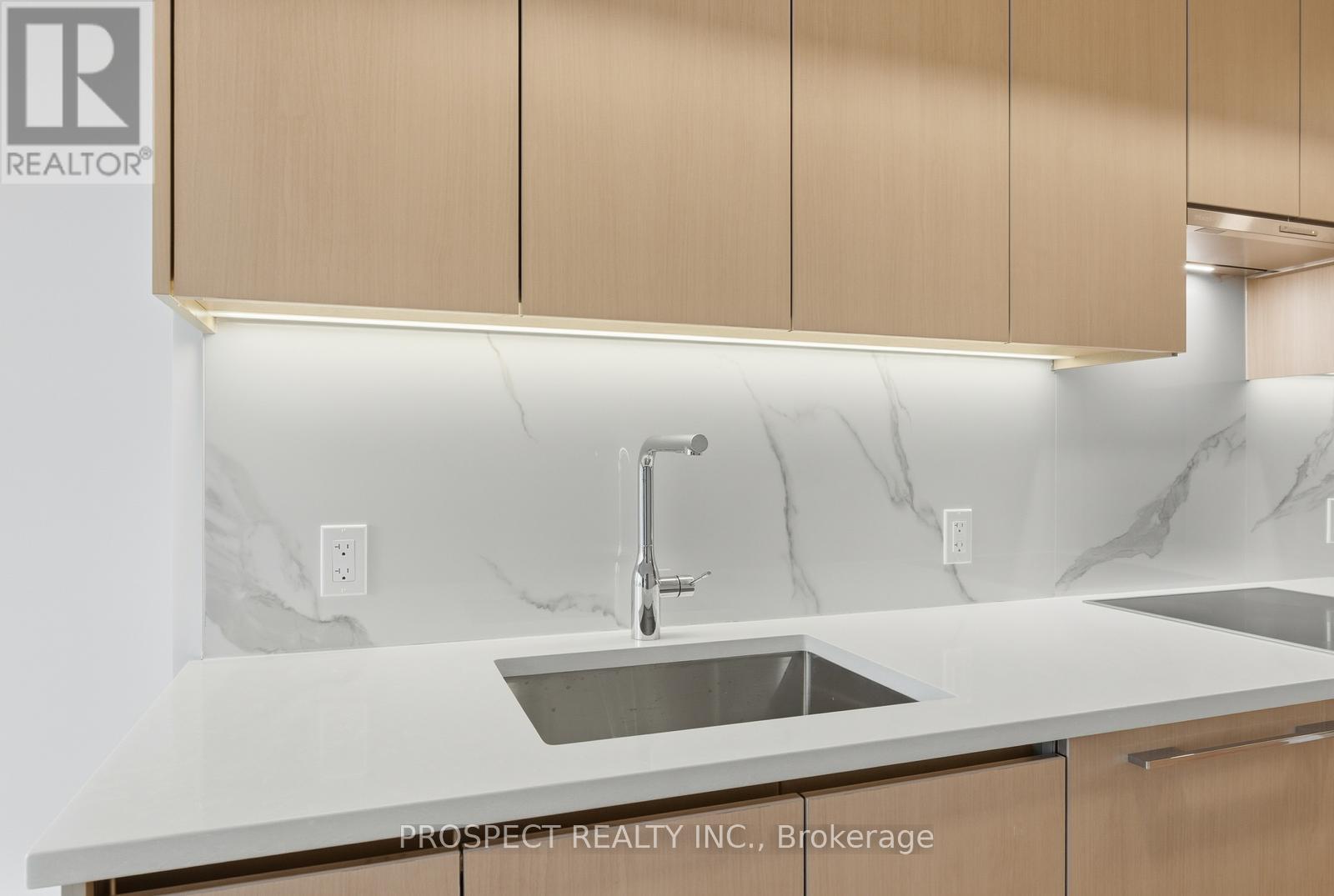 933 - 3 Concord Cityplace Way, Toronto (Waterfront Communities), Ontario  M5V 0X4 - Photo 10 - C12627320