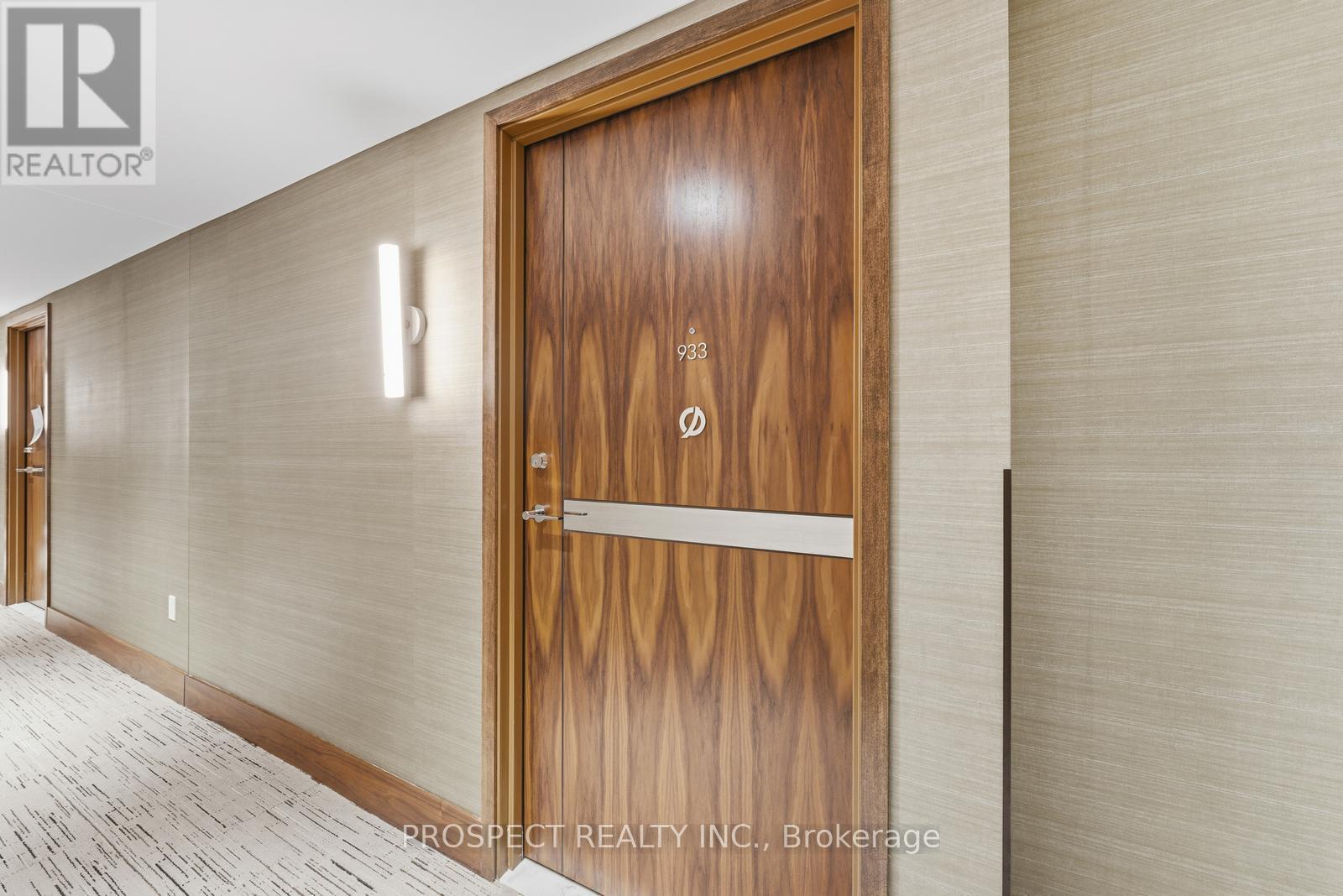 933 - 3 Concord Cityplace Way, Toronto (Waterfront Communities), Ontario  M5V 0X4 - Photo 4 - C12627320