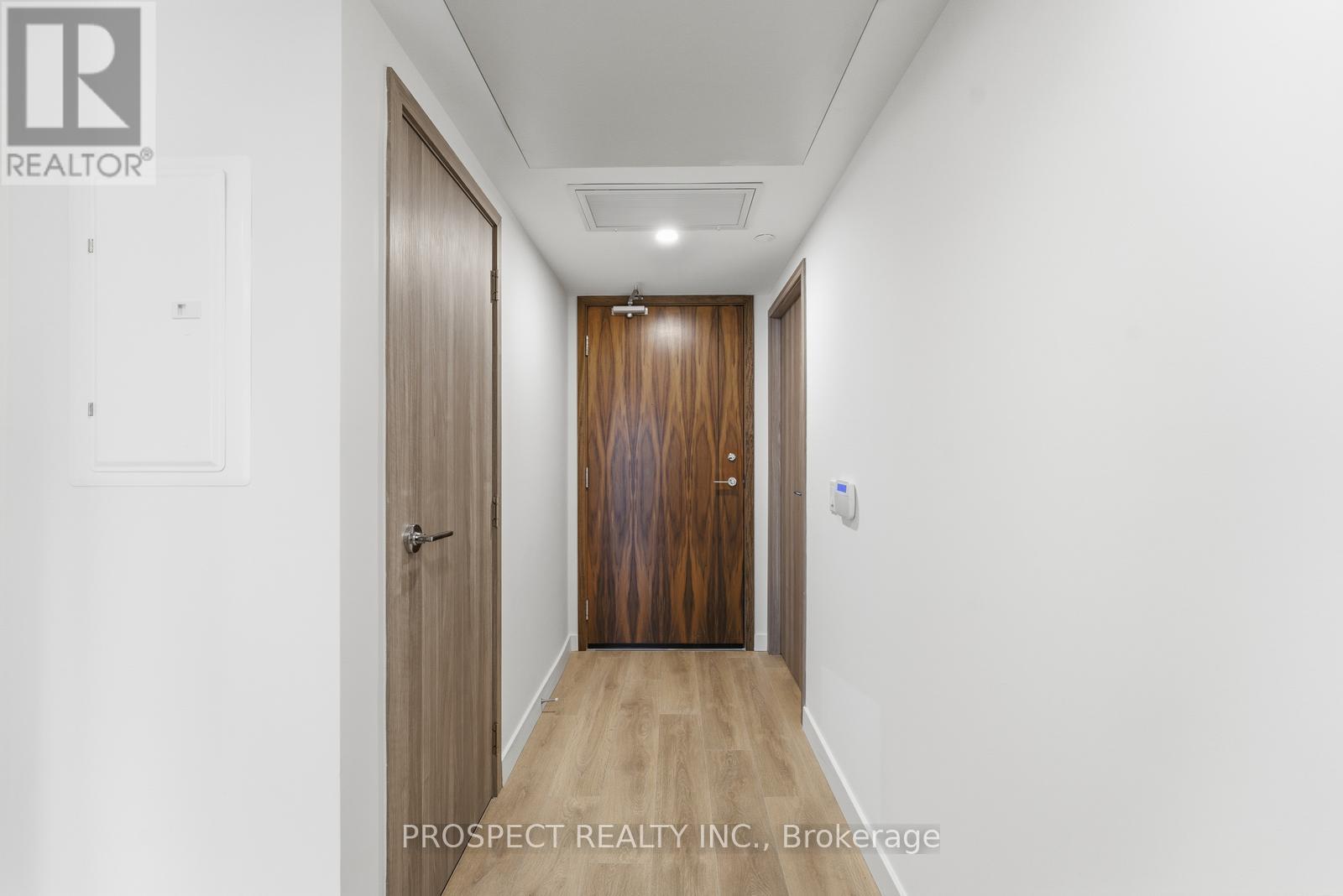 933 - 3 Concord Cityplace Way, Toronto (Waterfront Communities), Ontario  M5V 0X4 - Photo 5 - C12627320