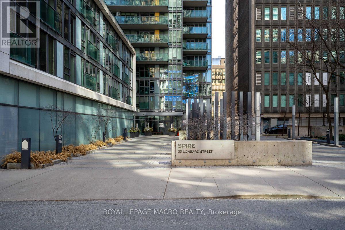 4302 - 33 Lombard Street, Toronto (Church-Yonge Corridor), Ontario  M5C 3H8 - Photo 2 - C12627340