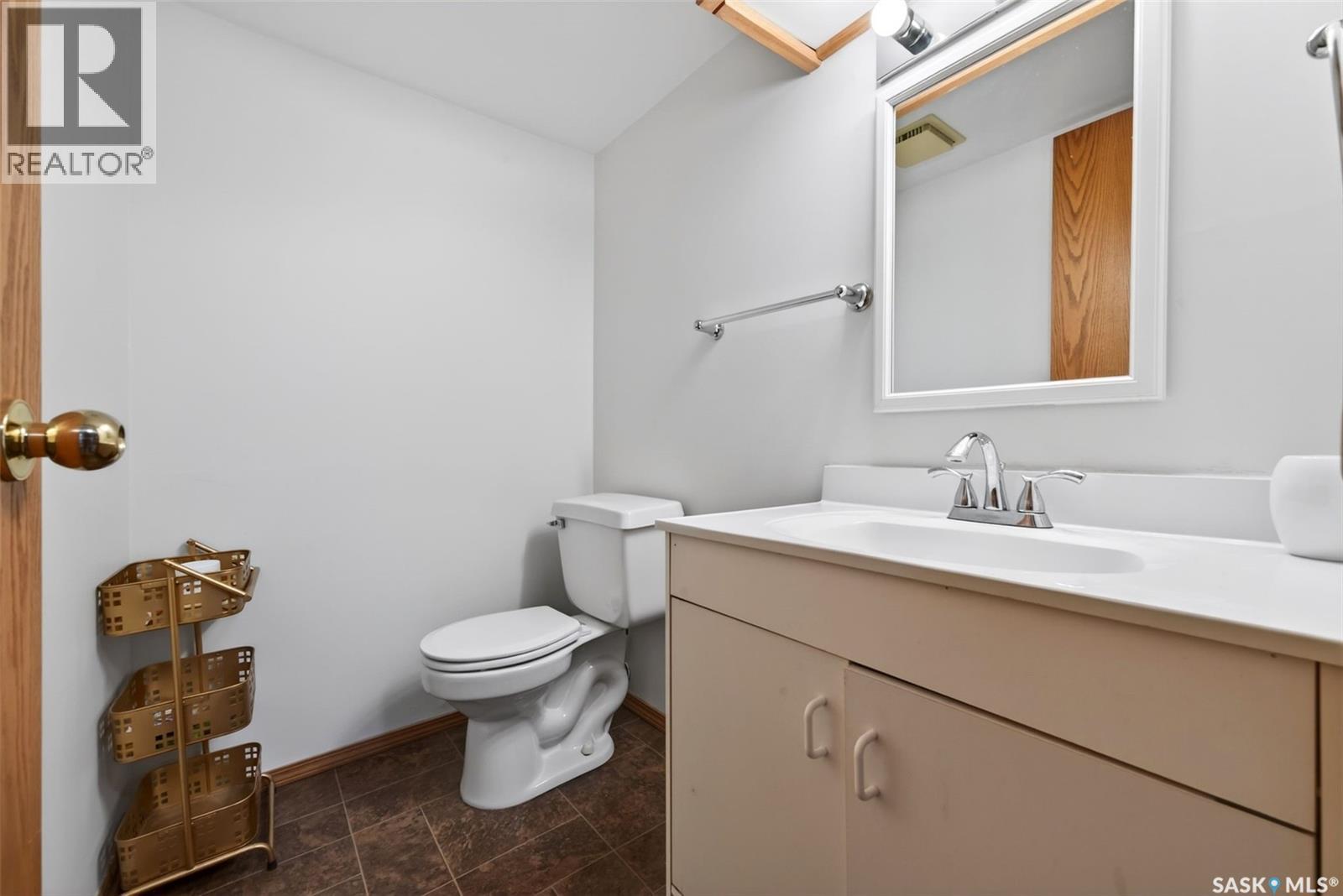 2010 Assiniboine Avenue E, Regina, Saskatchewan  S4V 2E2 - Photo 34 - SK025518