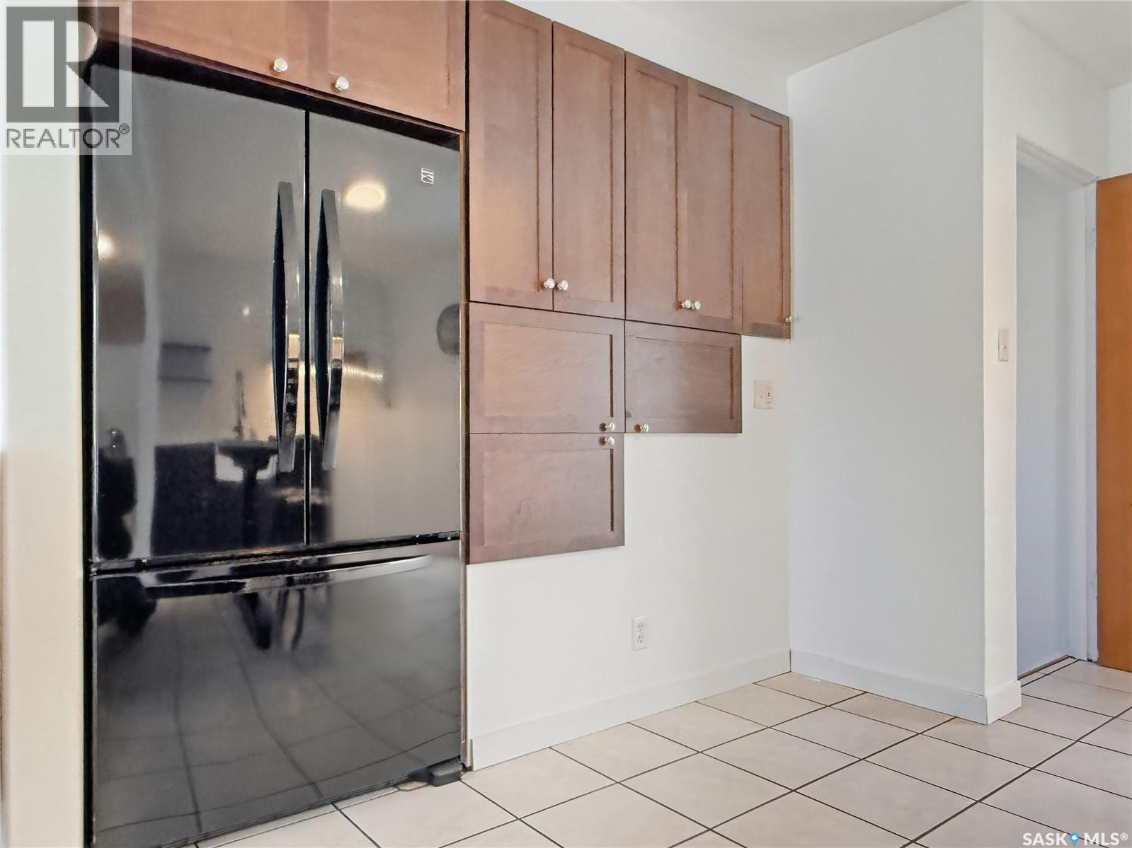 1551 92nd Street, North Battleford, Saskatchewan  S9A 0B2 - Photo 11 - SK025504