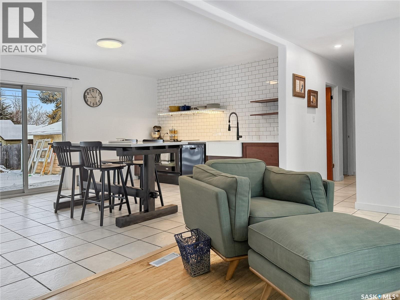 1551 92nd Street, North Battleford, Saskatchewan  S9A 0B2 - Photo 6 - SK025504