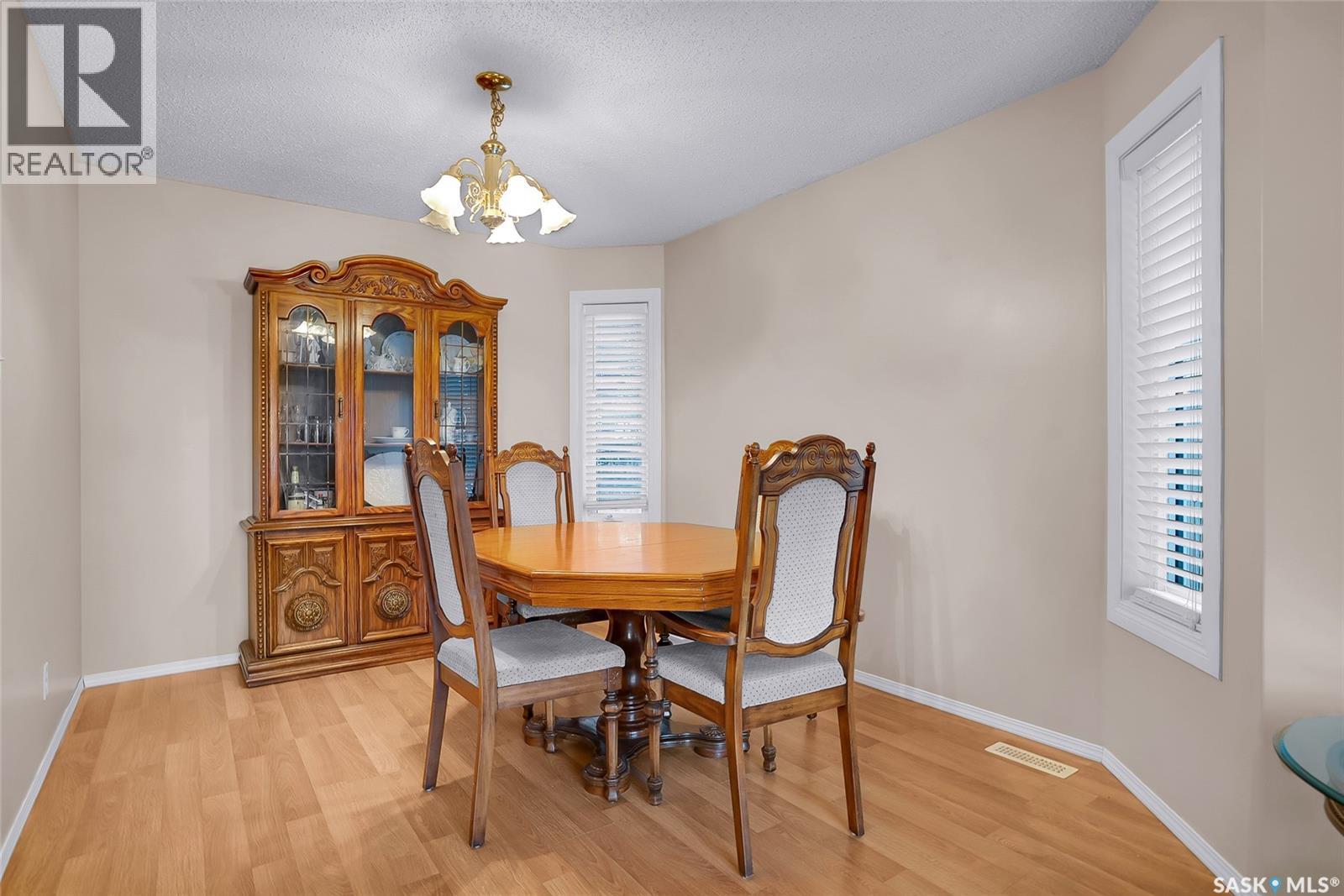 407 Bowman Crescent, Saskatoon, Saskatchewan  S7L 6P7 - Photo 7 - SK025489