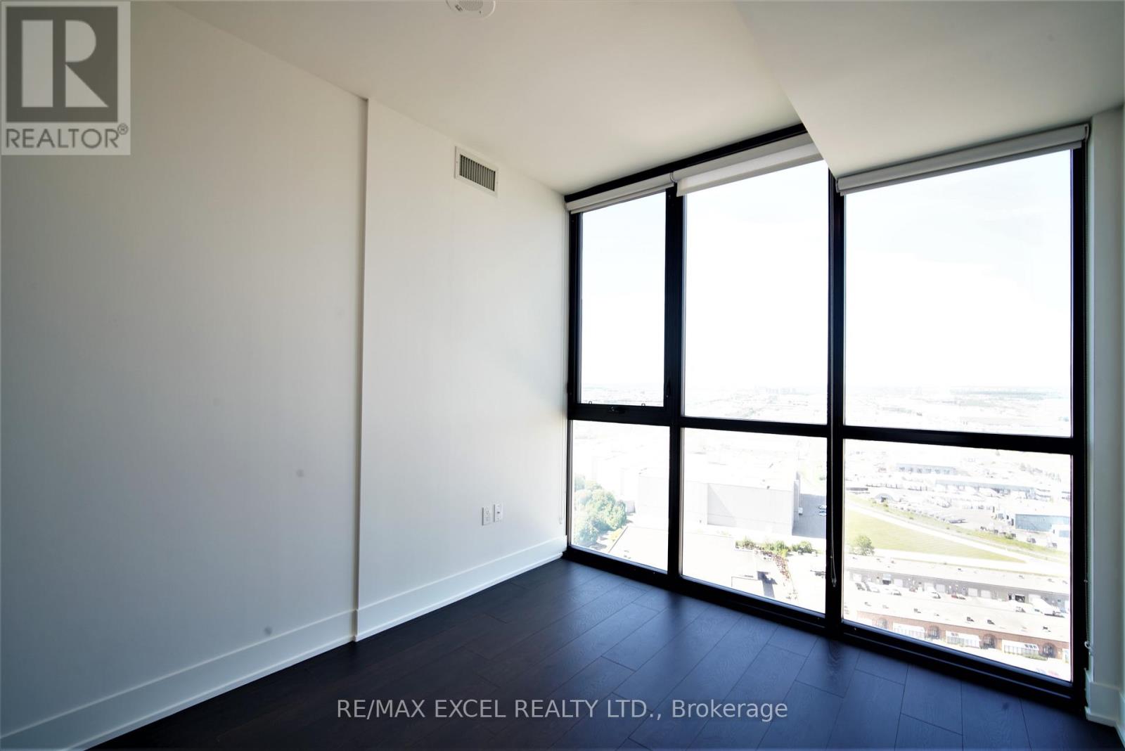 2607 - 2908 Highway 7 Road, Vaughan, Ontario  L4K 1V5 - Photo 7 - N12627282