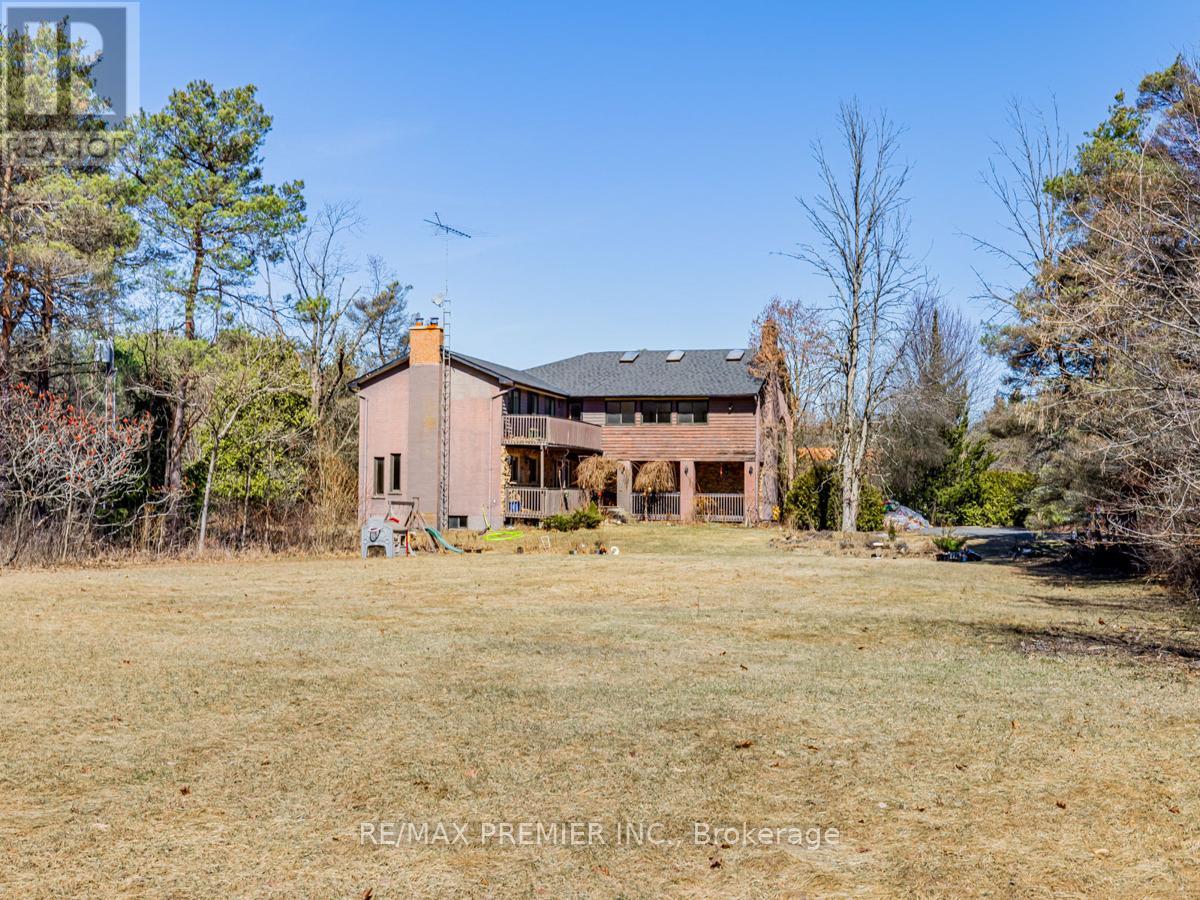 4282 Vivian Road, Whitchurch-Stouffville, Ontario  L4A 1Z2 - Photo 2 - N12627304