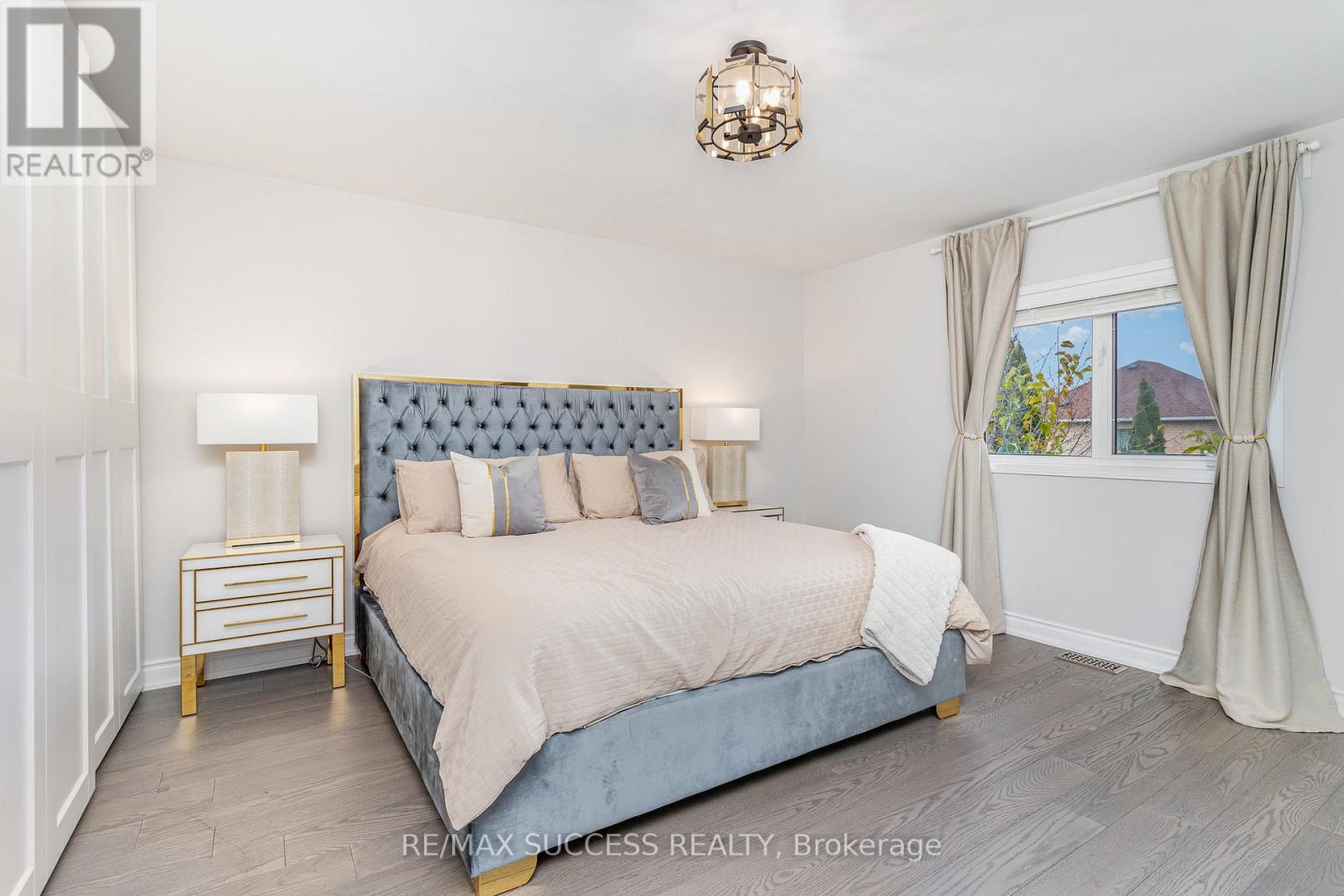 5383 Red Brush Drive, Mississauga (Hurontario), Ontario  L4Z 4B2 - Photo 12 - W12627284