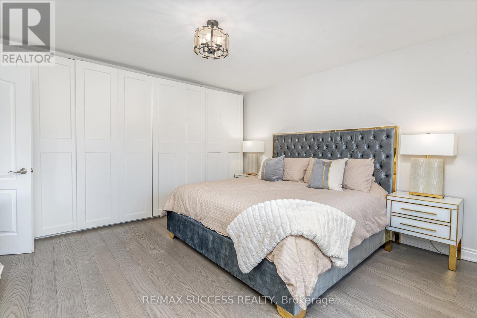 5383 Red Brush Drive, Mississauga (Hurontario), Ontario  L4Z 4B2 - Photo 13 - W12627284